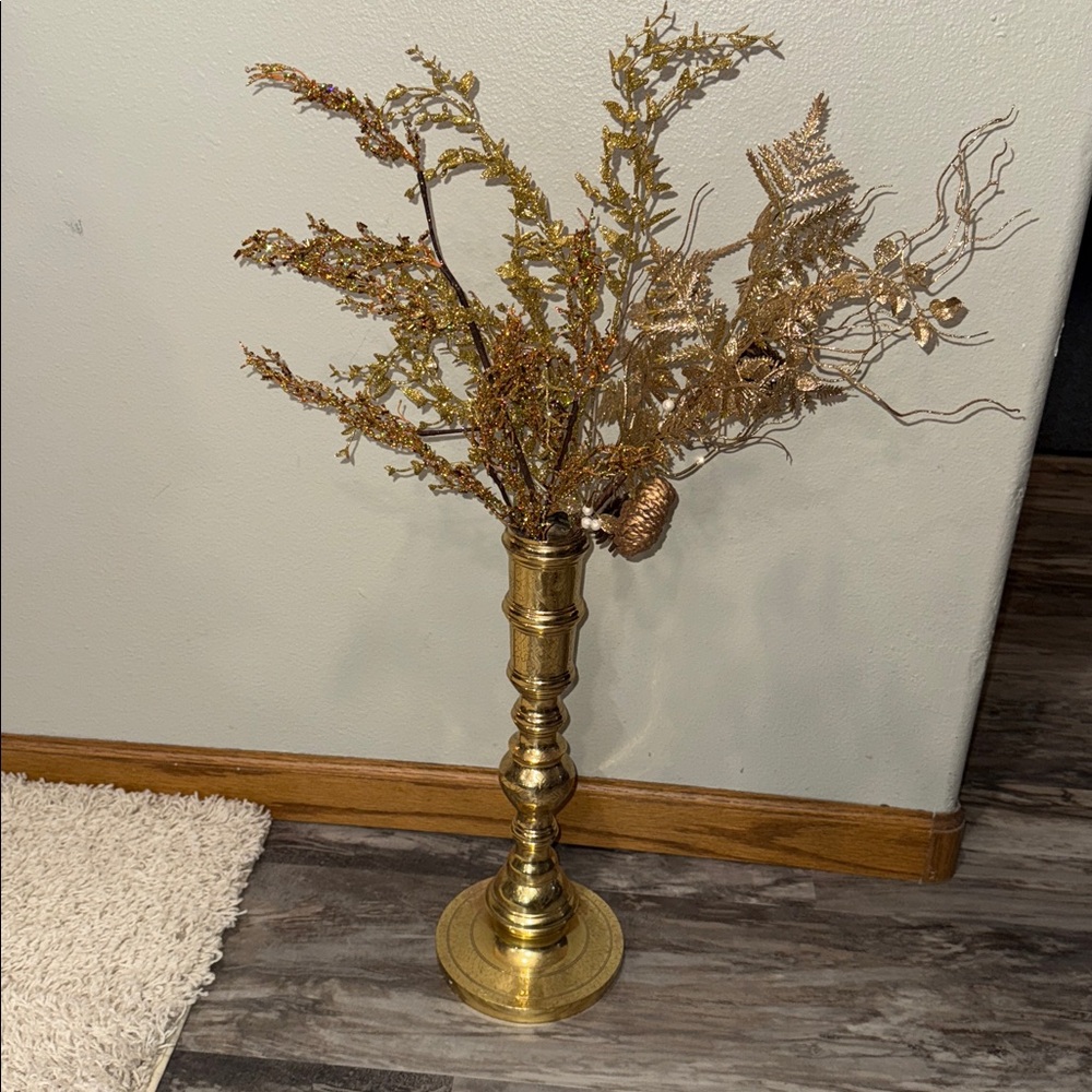 Vintage Tall ornate Etched Shiny Brass Vase 17 in w glittery gold arrangement